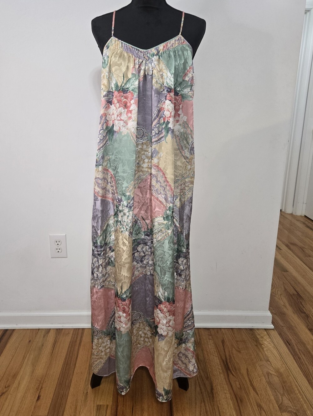 Vintage Mary McFaddin Floral Nightgown